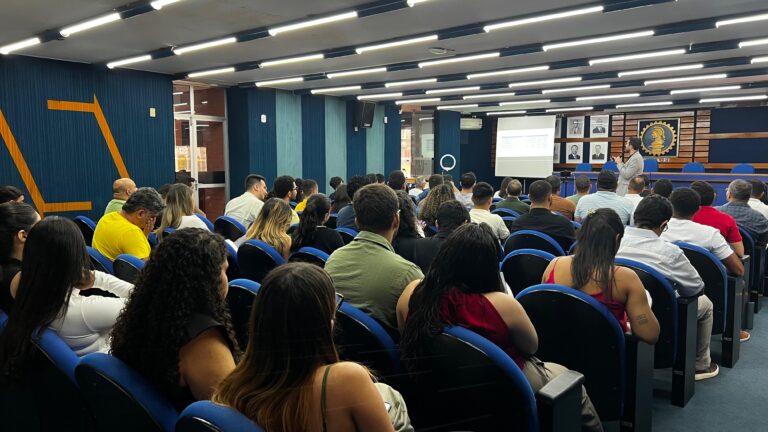 Primeiro curso da parceria CREA-PI e plataforma Plano da Obra tem público lotado